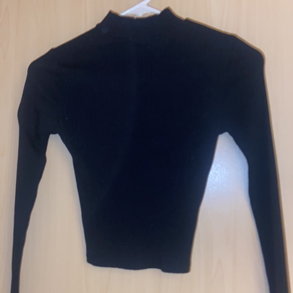 Black ribbed knit mock neck - Picture 3 of 4